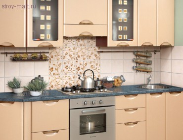 Образец кухни а интерьере с плиткой настенной: RUTH Плитка Настенная бежевая B 10х10